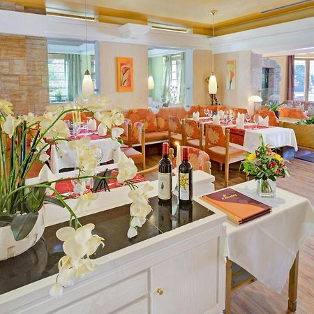 Ferienhotel Oedenhof Mitteltal ภายนอก รูปภาพ